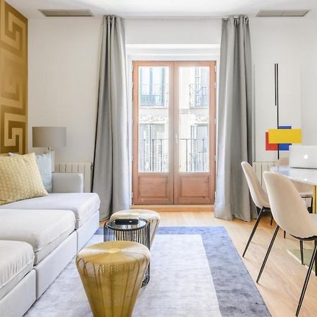 Plum Guide - The Narcisse Apartment Madrid Exterior photo